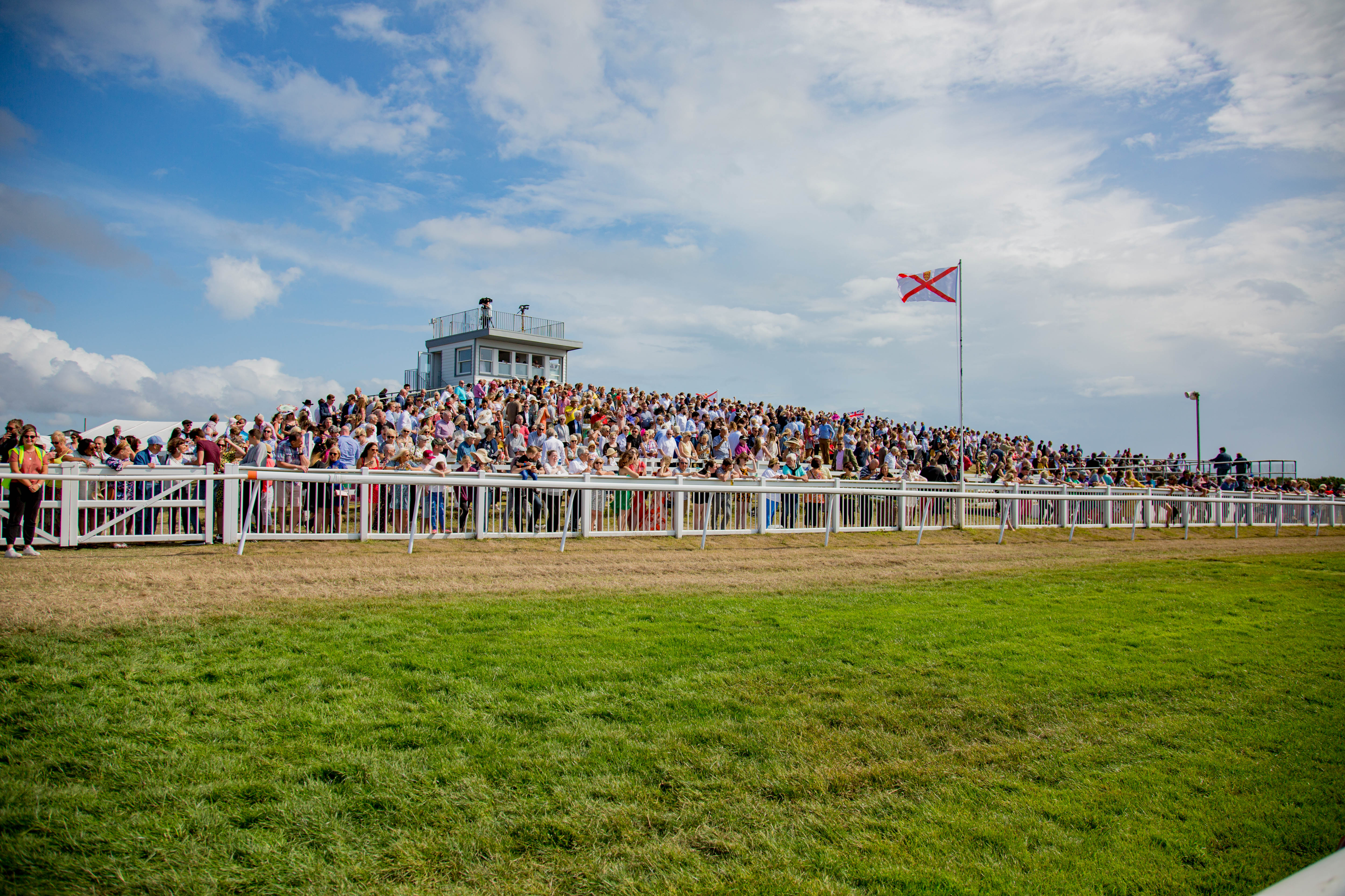 Les_Landes_Race_course.jpg