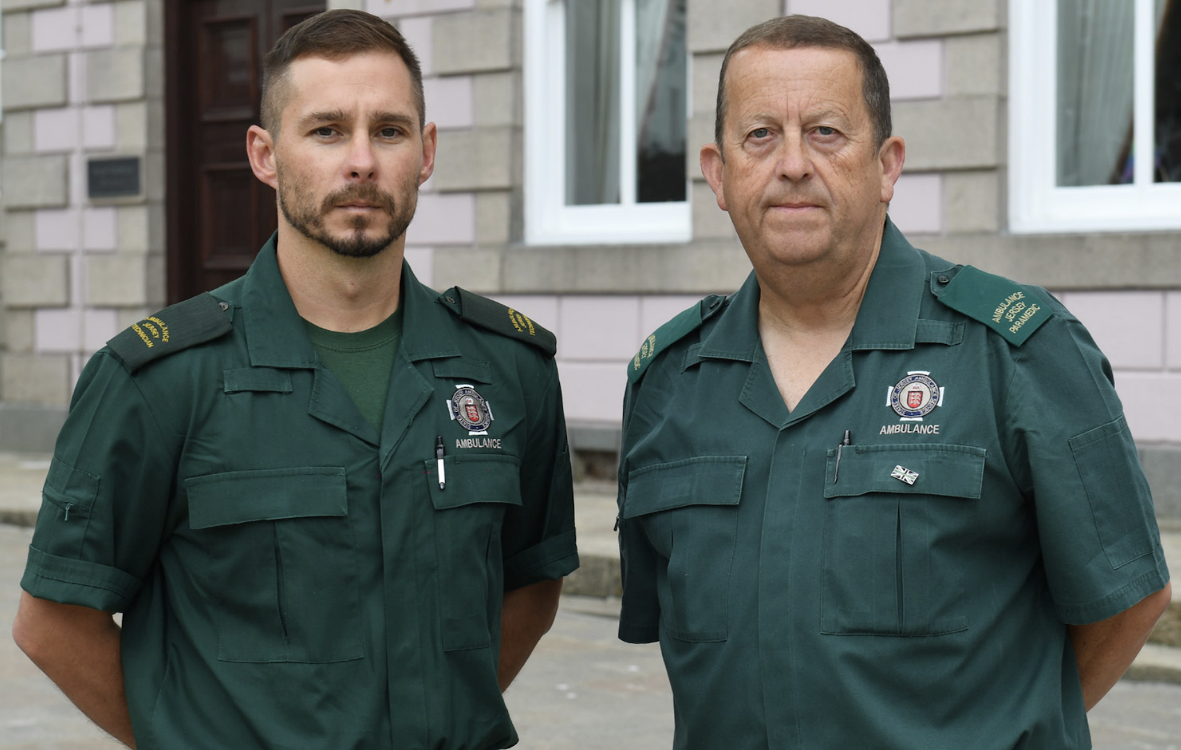 Paramedics_Tom_Le_Sauteur_and_John_Sutherland_outside_the_court.png