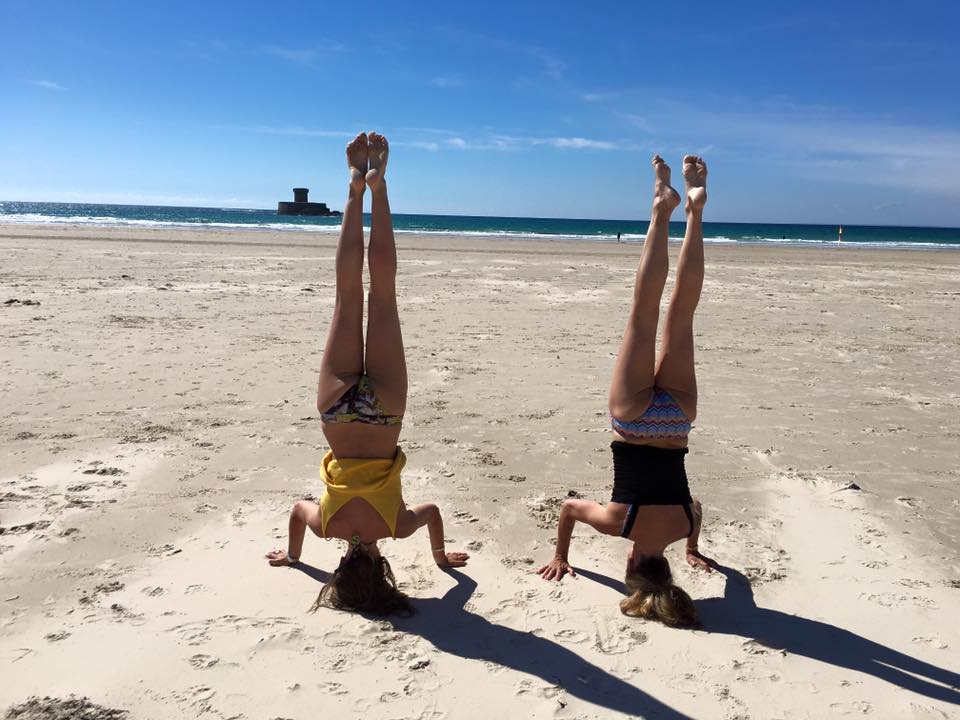 Beach_yoga_Brelfest.jpg