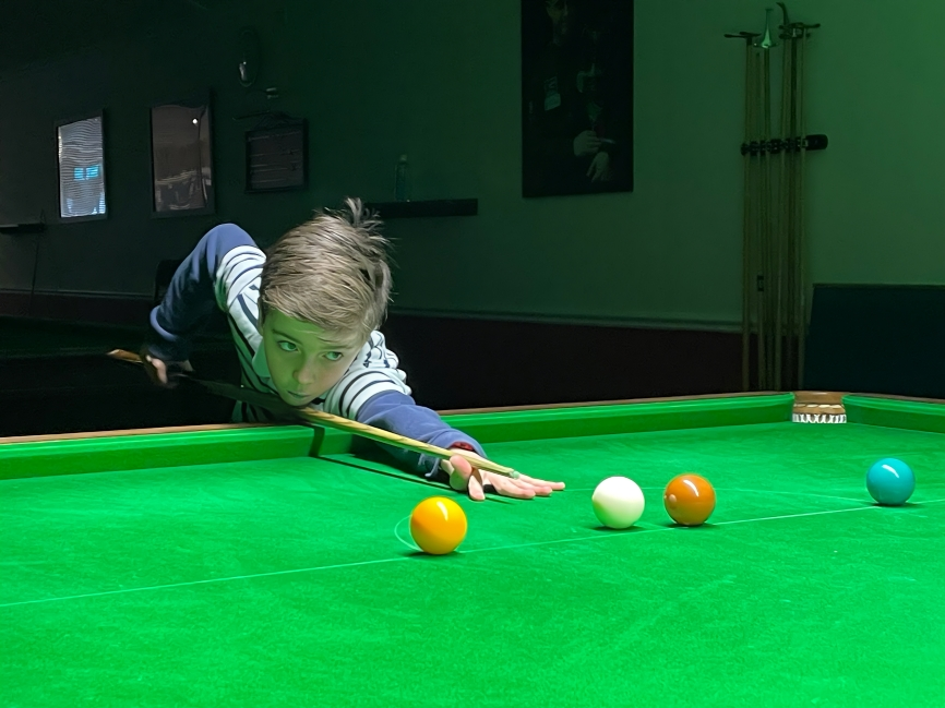 archie greier snooker.png