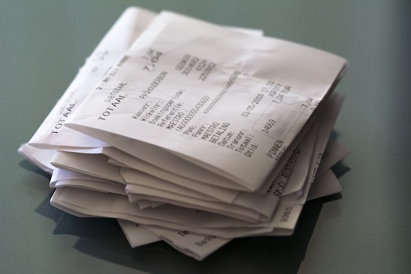 receipts-1372960_1920.jpg