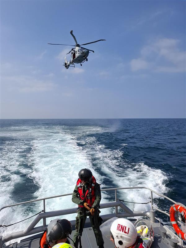 Joint_search_and_rescue_exercise_2.jpg