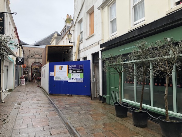 Halkett Street Market street Crab Shack