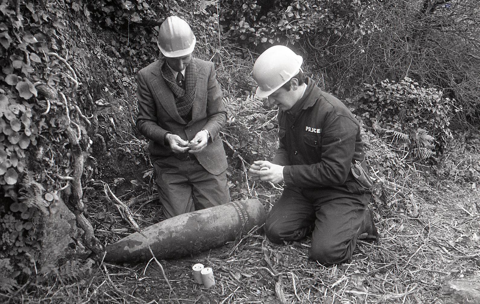 Image_of_a_bomb_found_at_Egypt_Point_Les_Platons_Trinity_JEP_Photo_Archive.jpg