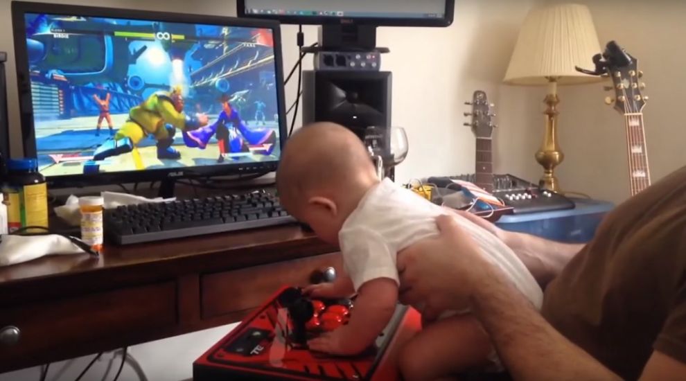 Watch a 6-month-old baby beat the Story Mode in Street Fighter V