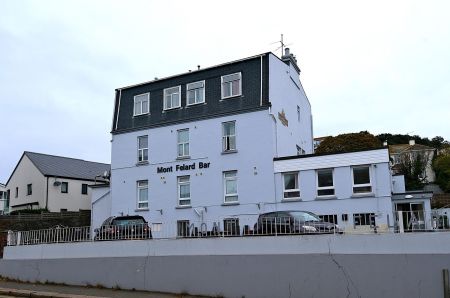 La Route De St Aubin