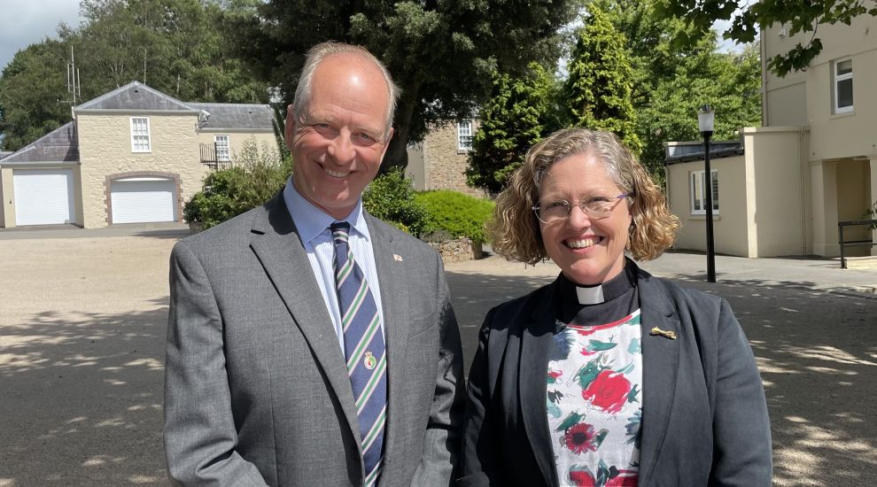 Former GP to return to island as parish rector