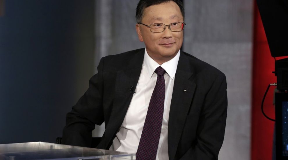 Watch BlackBerry CEO John Chen struggle to work the company's new phone