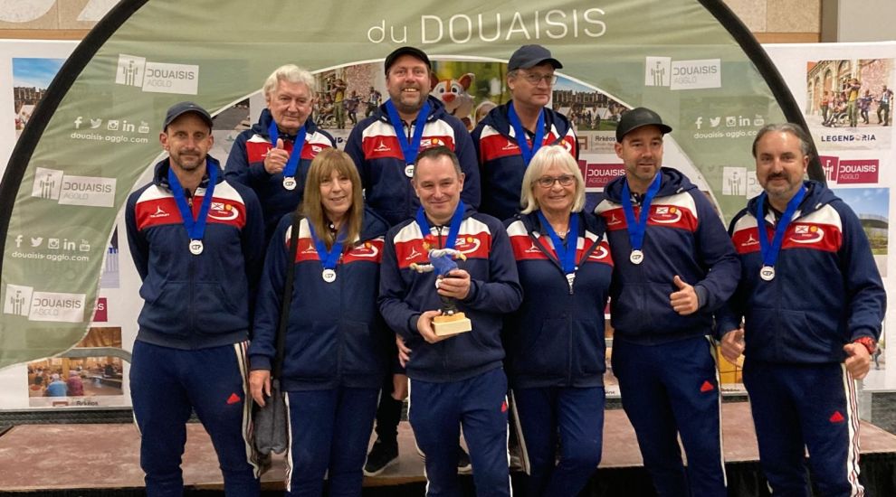 Pétanque club battles fog delays to win first European medal