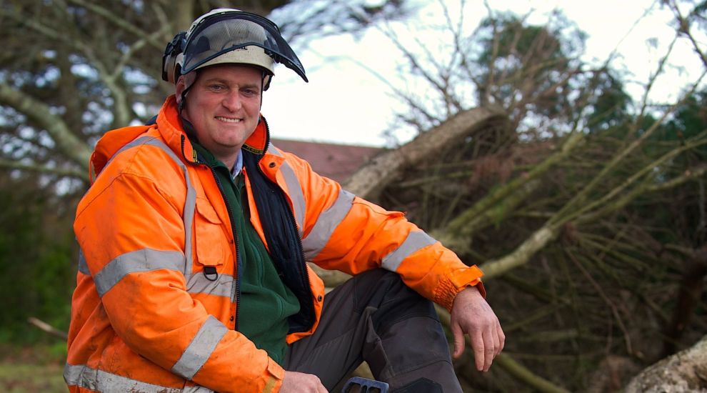 Inquest opened into death of much-loved tree surgeon