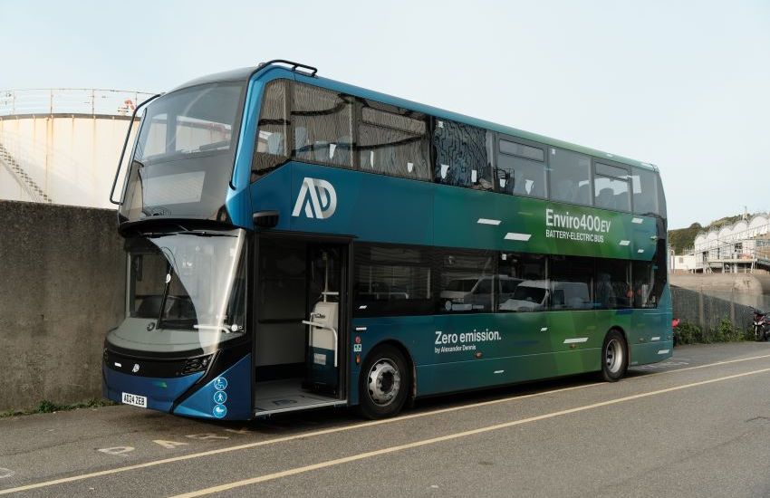 WATCH: Will new electric double-decker be able to 'shift crowds' in Jersey?