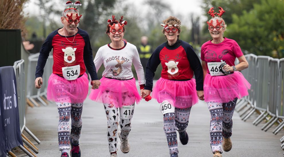 WATCH: Over 400 runners dash to raise £9k for conservation charity