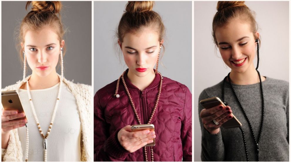 Headphones that look like a necklace are a fashion lover's dream come true