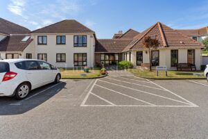 Over 50s Purpose Built One Bed Apartment 