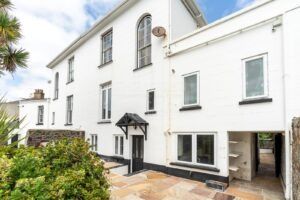 Character Victorian Residence In St. Helier 