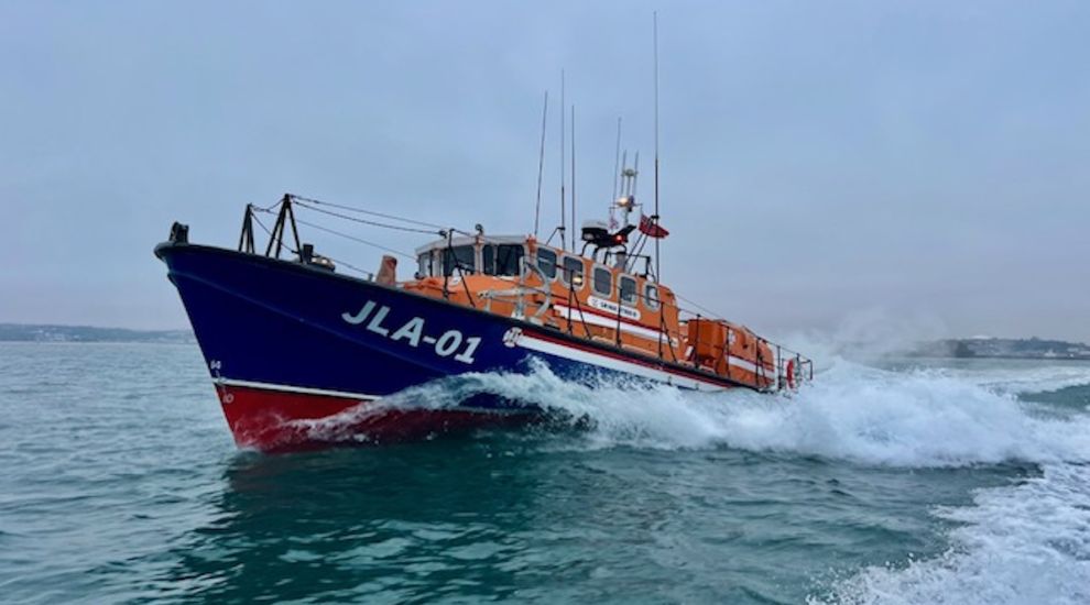 Islanders offered opportunity to become part of lifeboat's 