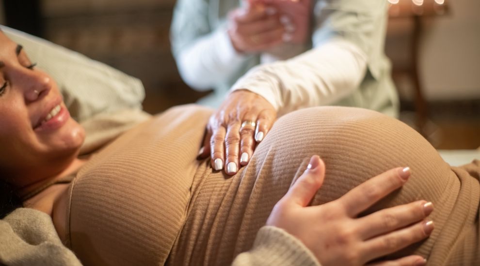 Midwife warns against unassisted home births amid service suspension