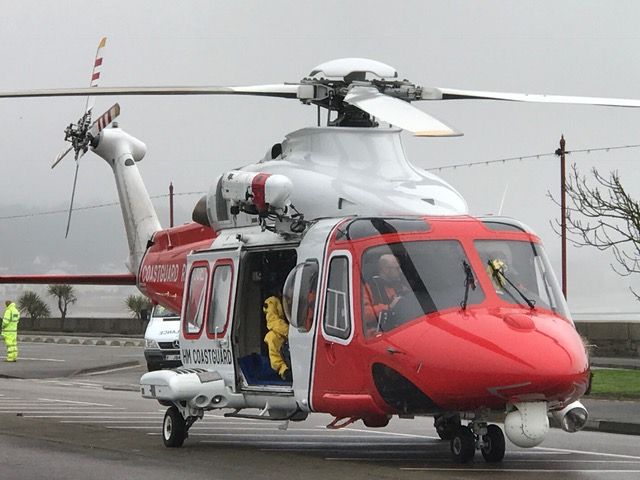 Fog forces helicopter to land on the Avenue