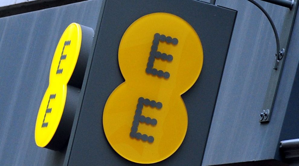 EE is recalling Power Bars due to overheating and explosion fears