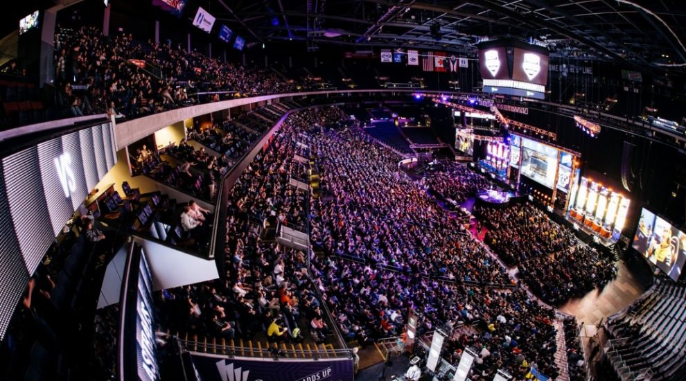 Craving for Call Of Duty? Now eSports action is coming to Facebook Live