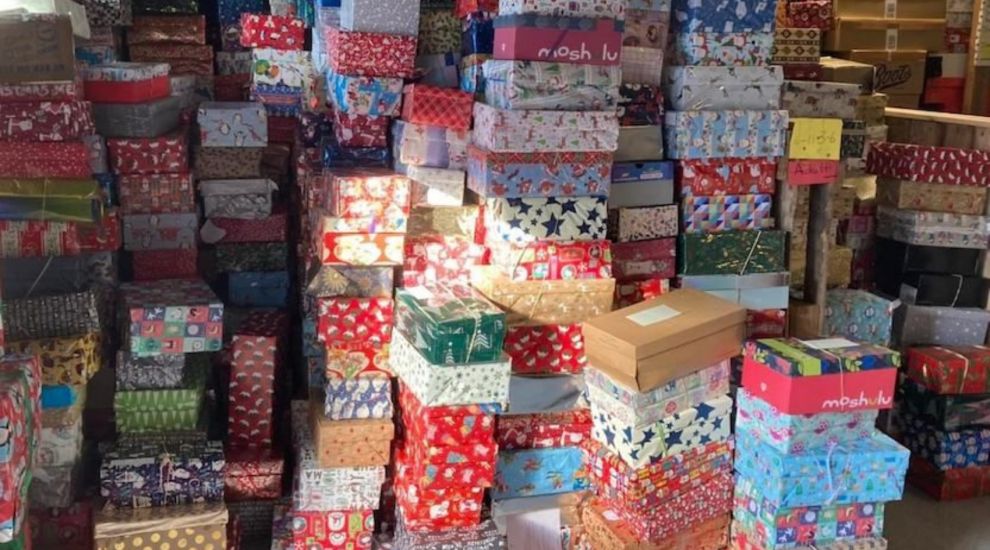 Islanders donate almost 4,000 shoeboxes to Mustard Seed appeal