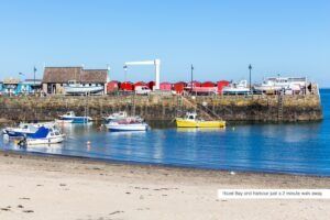 Two Bedroom Apartment At Rozel Bay