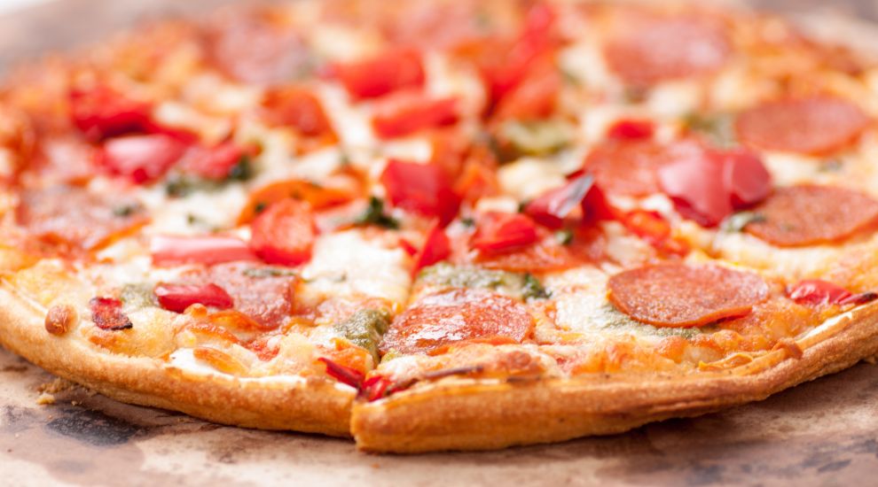 Police hunt pizza restaurant ‘headbutter’