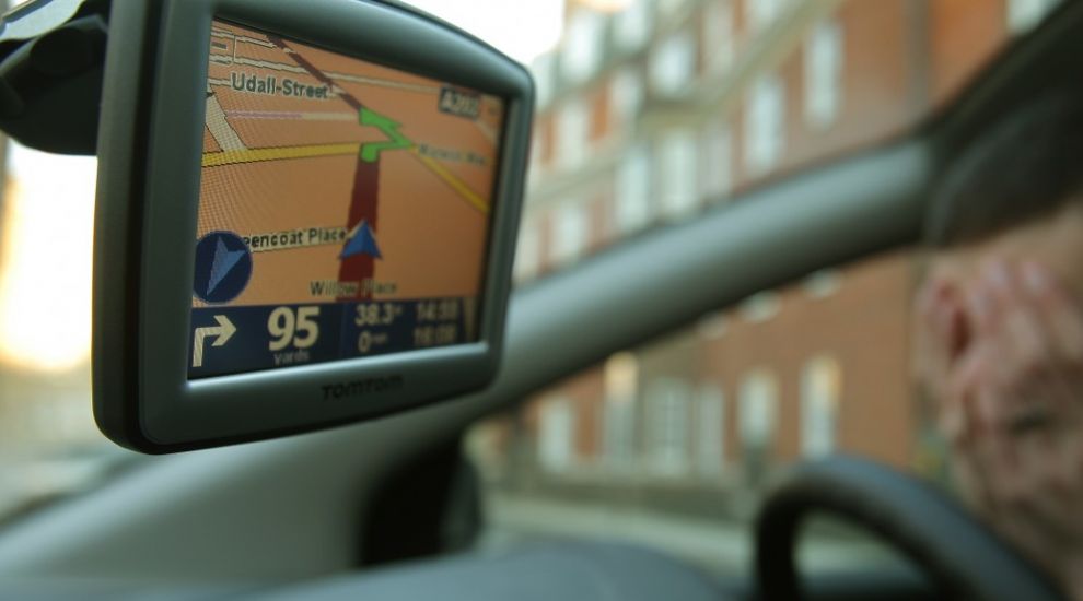 Satnav 'switches off' drivers' brains and makes it harder for them to memorise city streets