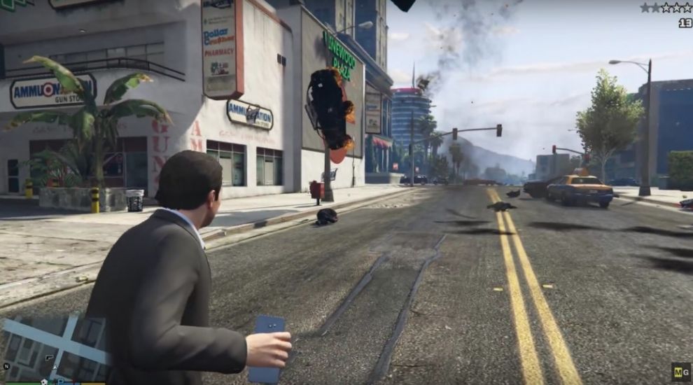 Grand Theft Auto V mod pokes fun at Samsung's Galaxy Note7