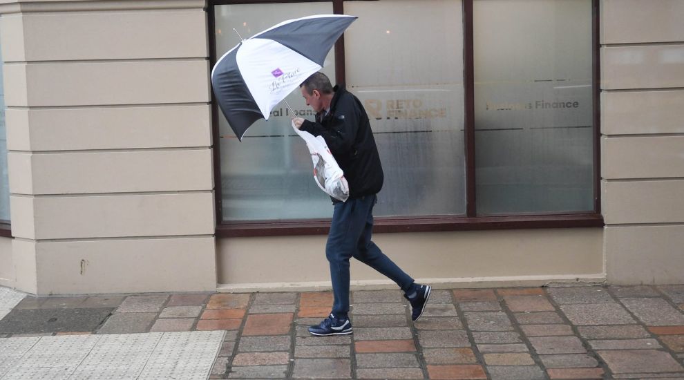 ◆ LIVE UPDATES: Storm warning issued ahead of windy weekend