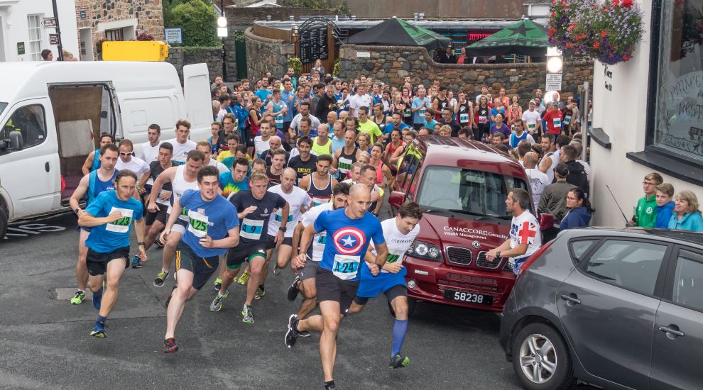 Record numbers take to the streets for Inter Firm Relay