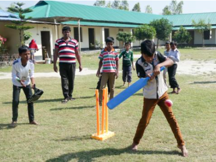 Children in Bangladesh bowled over by local cricketers' support