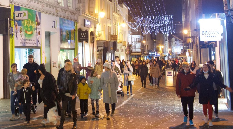 Islanders encouraged to report shoplifting during Christmas period