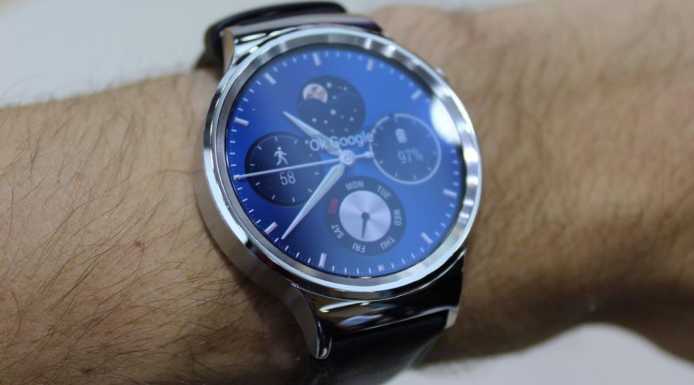 Taking a closer look at Huawei’s Apple-targeting Mate S smartphone and smartwatch