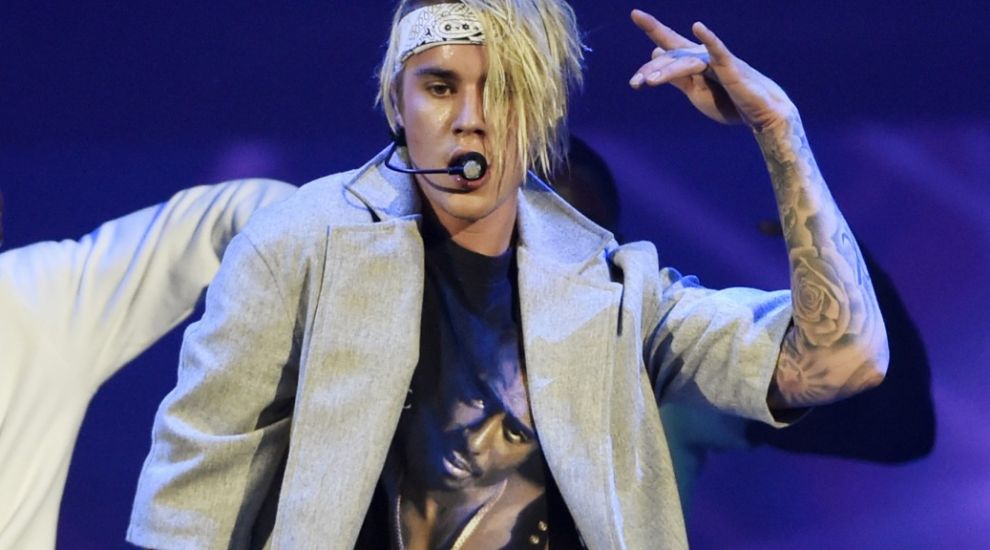 Justin Bieber turned into a tech reporter on his Instagram account