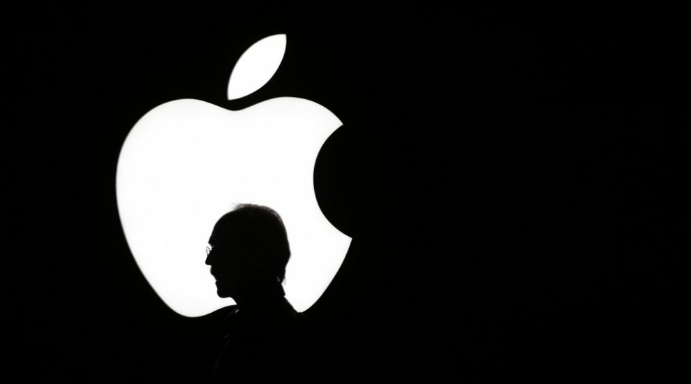 Apple ordered to pay £428m in patents case