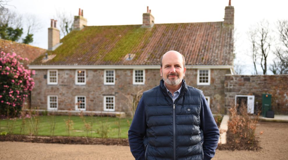 National Trust CEO to step down after nearly quarter century of service