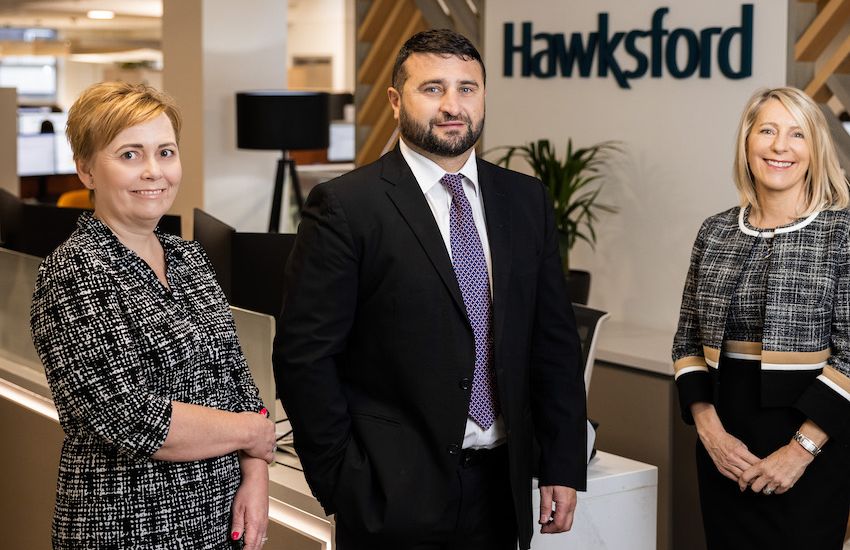 Trio hired at Hawksford