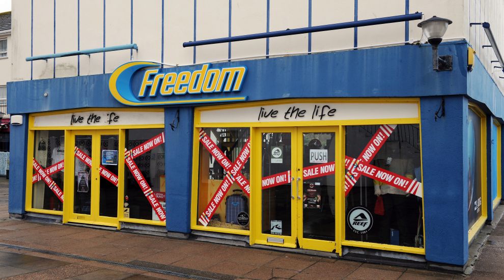 Plans in for new flat roof and flats at former Freedom Surf Shop