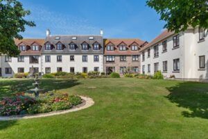 Over 50s Purpose Built Two Bed Apartment 